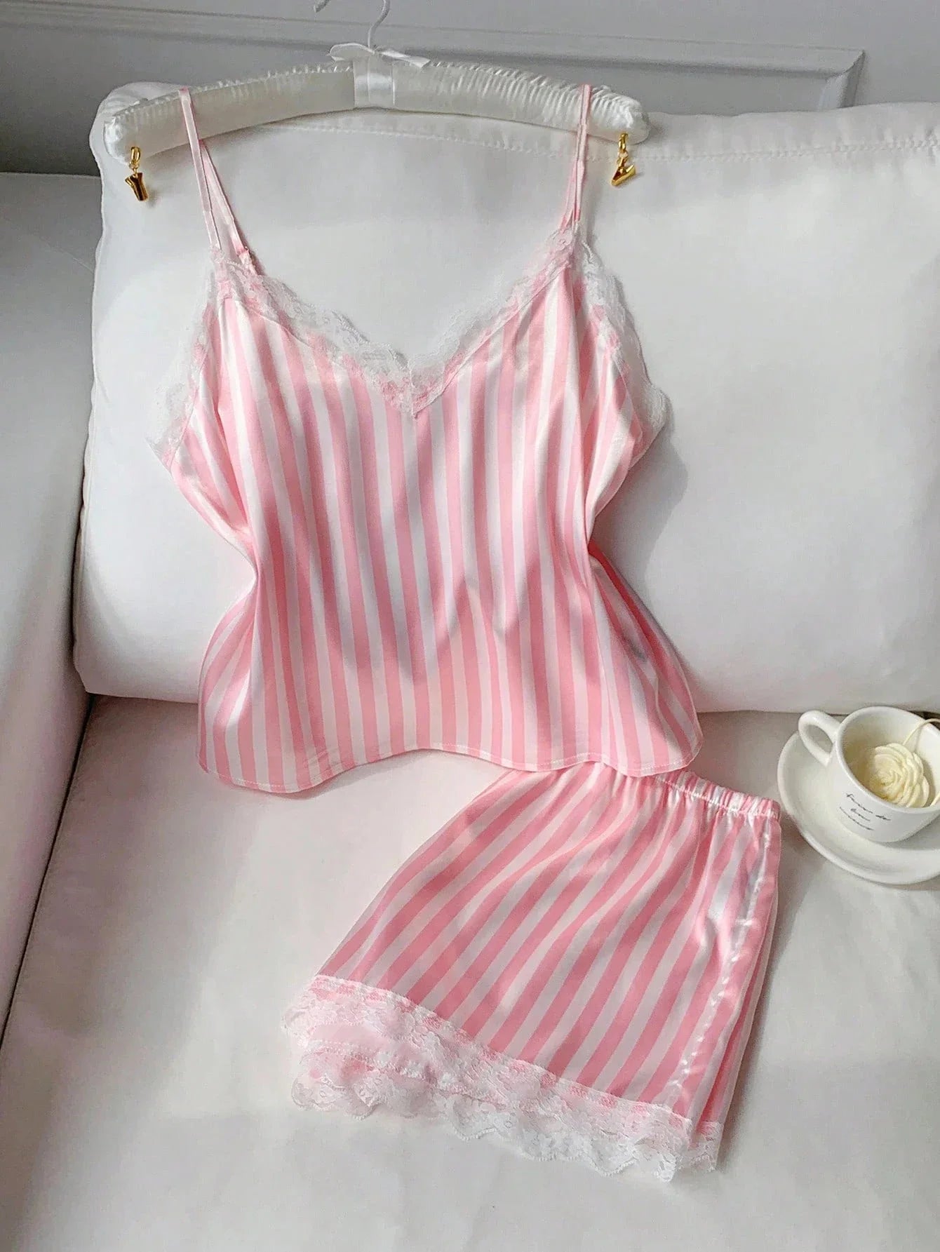 Two Piece Women's V-Neck Sexy Lace Suspender Pajama Satin Silk Intimate Lingerie Pink Stripe Sleewpear Pijamas Suit Summer New