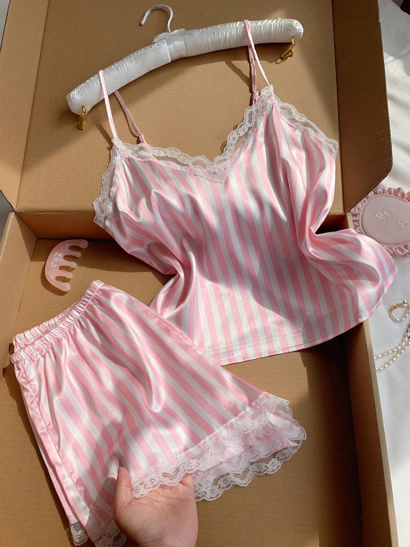Two Piece Women's V-Neck Sexy Lace Suspender Pajama Satin Silk Intimate Lingerie Pink Stripe Sleewpear Pijamas Suit Summer New